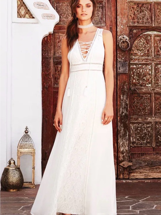 Lulus Dresses & Skirts - Lulus Bohemian White Lace Maxi Dress with Open Back Size Small
